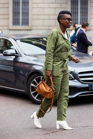 bag, belted jumpsuit, black sunglasses, brown bag, camel bag, jumpsuit, khaki jumpsuit, leather bag, loewe bag, Nikki Ogunnaike, pearl necklace, sunglasses, white t-shirt, white boots, leather boots, lace up boots, fashion week, frenchystyle, FW, jonathan paciullo, street style, SPRING SUMMER 2022, SS 22, MFW, MILAN, vertical, full length