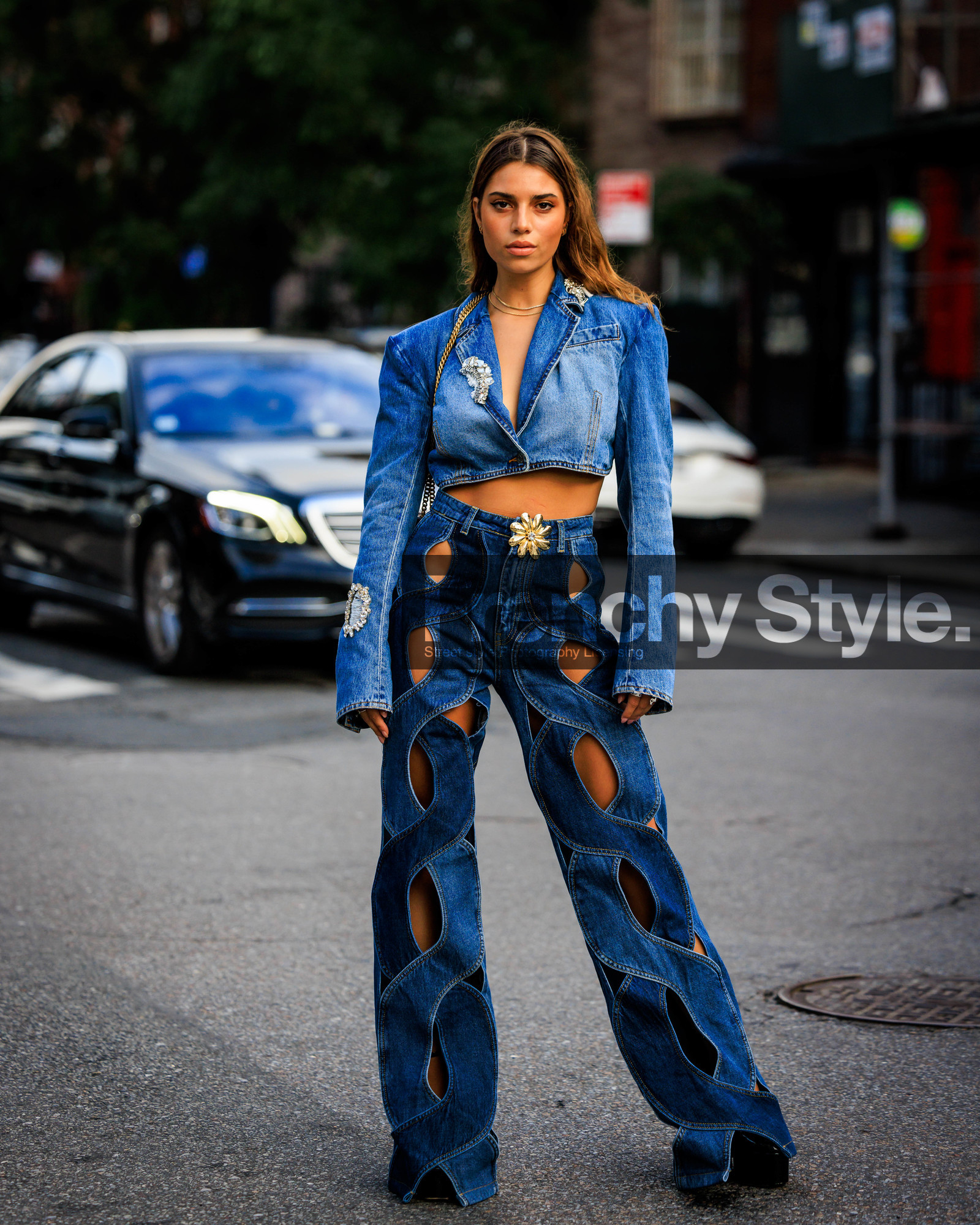 jonathan paciullo, FW, frenchystyle, fashion week, street style, vertical, detail, atmosphere details, NEW YORK, NYFW, SPRING SUMMER 2024, SS 24