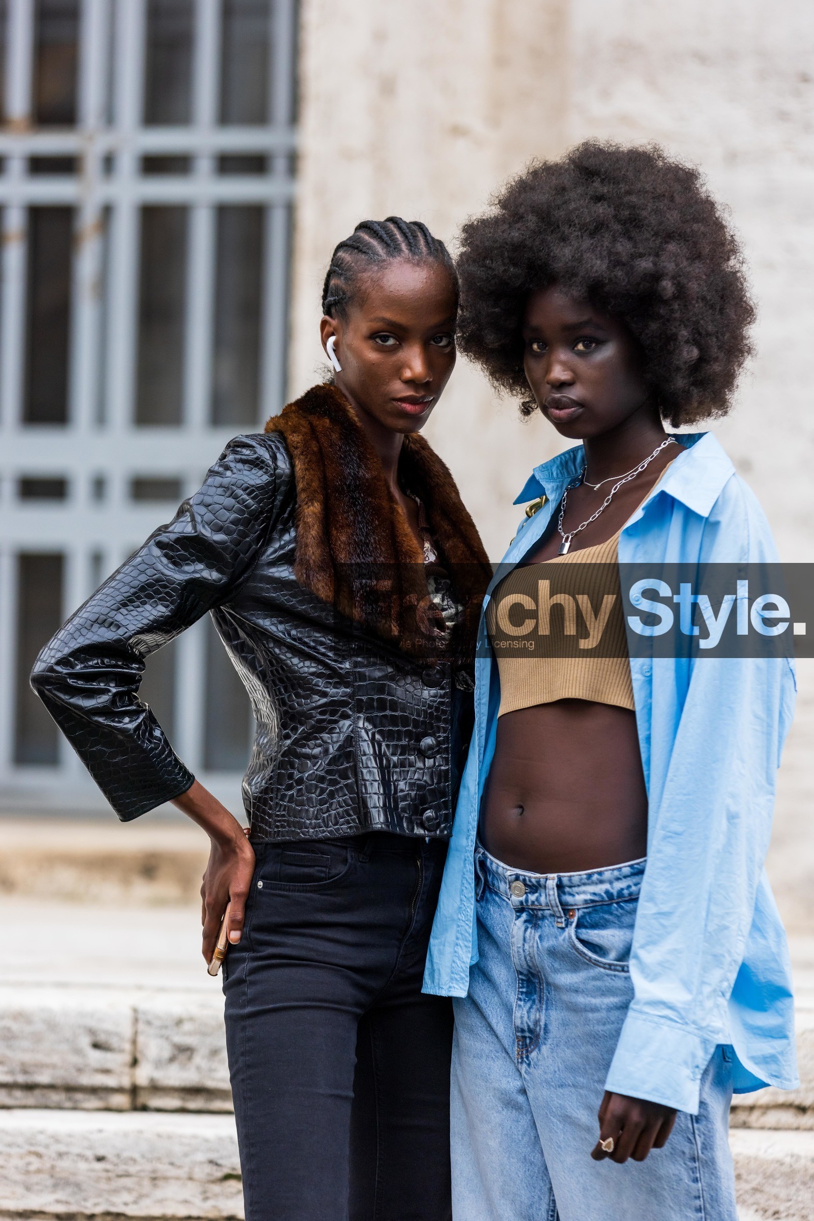 beige crop top, black jacket, black jean, croco jacket, crop top, denim, duo, fur collar, jacket, jean, large jean, leather jacket, light blue, low waist pants, ribbed crop top, shirt, silver necklace, fashion week, frenchystyle, FW, jonathan paciullo, street style, SPRING SUMMER 2022, SS 22, MFW, MILAN, vertical, atmosphere details