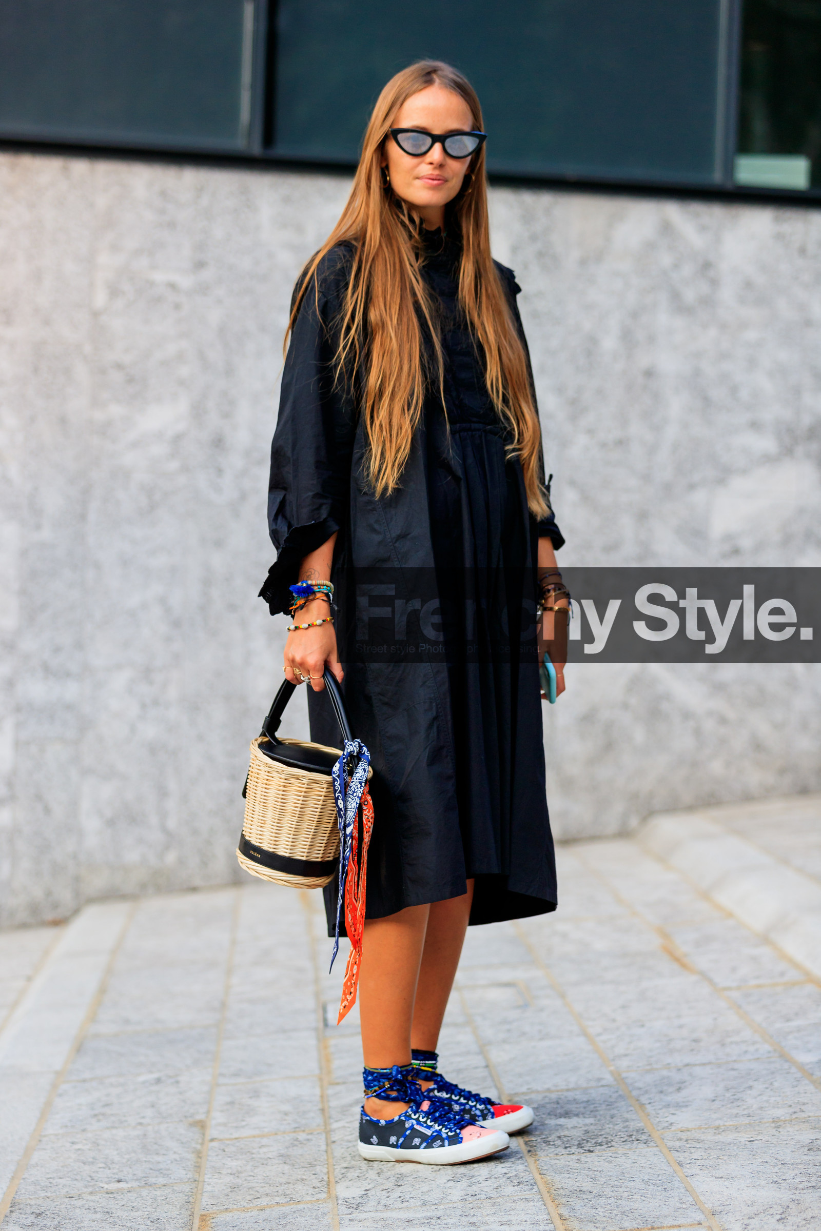 basket, black coat, black dress, blue sneakers, bracelet, chiara totire, leather bag, leather shoes, sunglasses, superga, fashion week, frenchystyle, FW, jonathan paciullo, street style, MFW, MILAN, SPRING SUMMER 2019, SS 19, vertical, full length