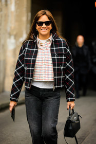 grey jeans, black sunglasses, plaid jacket, plaid shirt, white shirt, whit tshirt, black jacket, short jacker, black handbag, hermes bag, laure heriard dubreuil, fashion week, frenchystyle, FW, jonathan paciullo, street style, AUTUMN WINTER 2022-2023, FALL WINTER 2022_2023, FW 22-23, PFW, PARIS, vertical, detail