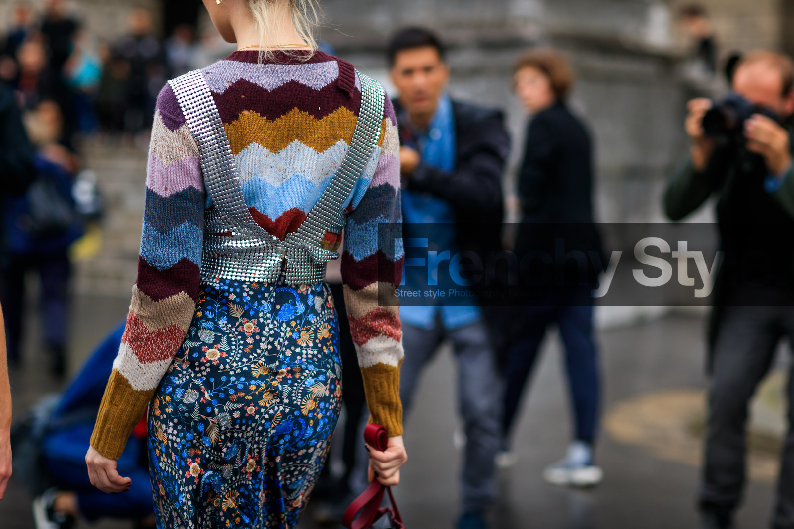 atmosphere details, detail, fashion week, floral, flowers, frenchystyle, FW, graphic dress, graphic sweater, horizontal, jonathan paciullo, multicolor dress, multicolor sweater, PARIS, PFW, printed dress, printed sweater, SPRING SUMMER 2018, SS 18, street style, thora valdimars
