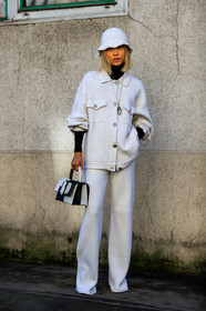 black and white bag, black sweater, bucket hat, graphic bag, leather bag, necklace, printed bag, trousers, vanessa hong, white hat, white jacket, white pants, fashion week, frenchystyle, FW, jonathan paciullo, street style, PFW, PARIS, AUTUMN WINTER 2019-2020, AW 19-20, FALL WINTER 2019-2020, FW 19-20, vertical, full length