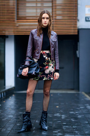 AUTUMN WINTER 2017-2018, AW 17-18, black bag, black knit, black shoes, black skirt, cropped top, FALL WINTER 2017-2018, fashion week, fishnet, floral, flowers, frenchystyle, full length, FW, FW 17-18, high heels, jonathan paciullo, leather bag, leather jacket, leather shoes, MFW, MILAN, model, printed skirt, purple jacket, street style, tights, vertical