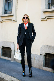 black sunglasses, orange scarf, printed scarf, full black look, black blazer, black cardigan, white tshirt, black pants, skinny trousers, black boots, rubber boots, white handbag, prada handbag, fashion week, frenchystyle, FW, jonathan paciullo, street style, MFW, MILAN, FALL WINTER 2022_2023, AUTUMN WINTER 2022-2023, FW 22-23, vertical, full length