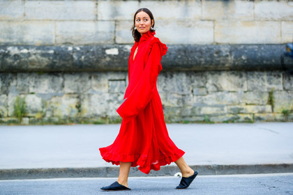 atmosphere details, babouche, black mules, fashion week, frenchystyle, full length, FW, horizontal, jonathan paciullo, leather shoes, PARIS, PFW, rachael wang, red dress, SPRING SUMMER 2017, SS 17, street style