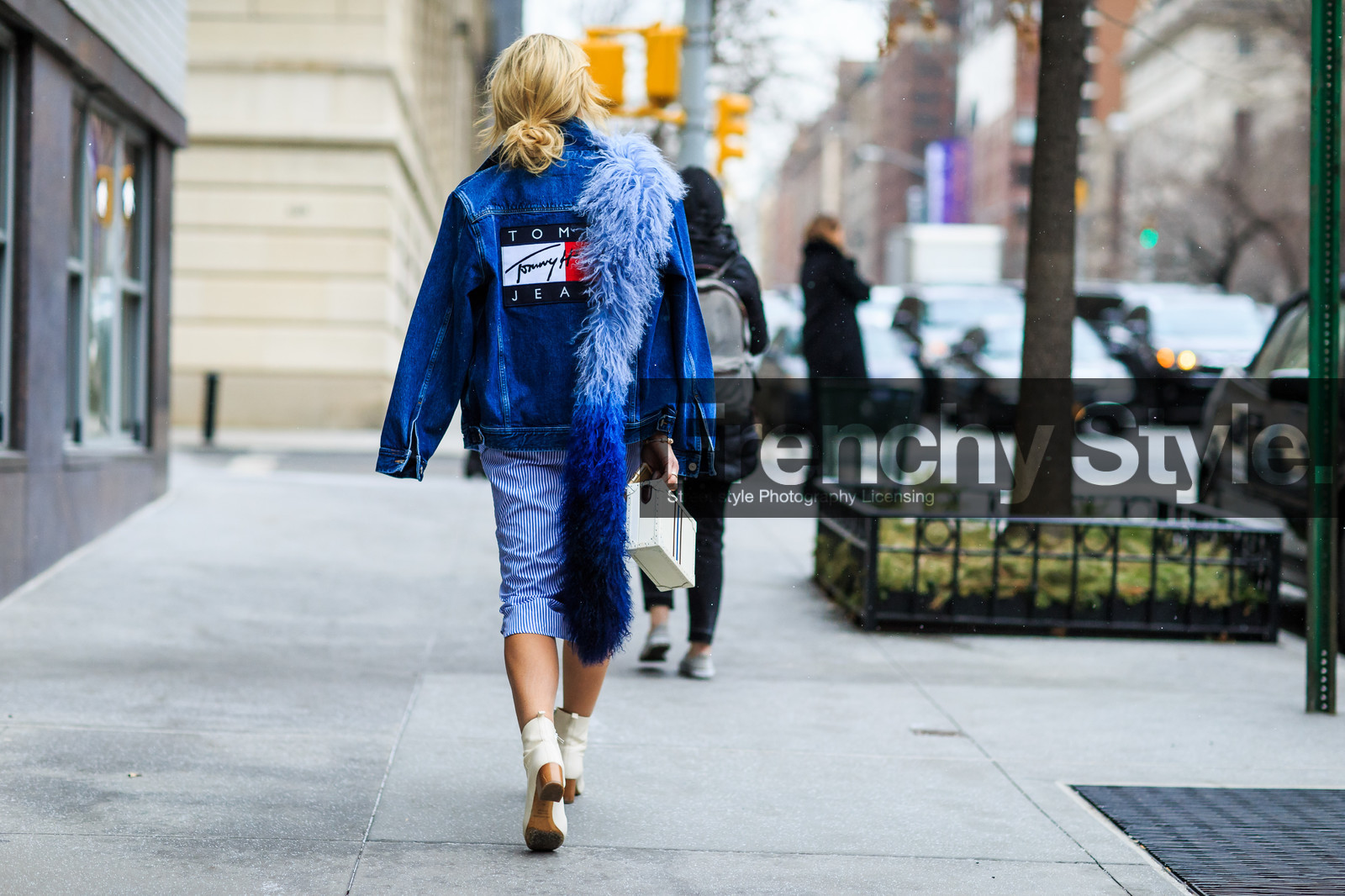 atmosphere details, AUTUMN WINTER 2016-2017, AW 16-17, back detail, beige boots, blue denim, blue fur, blue scarf, blue skirt, denim jacket, fashion week, frenchystyle, full length, fur scarf, FW, FW 16-17, horizontal, jonathan paciullo, NEW YORK, NYFW, printed jacket, street style, striped skirt, suitcase, tommy hilfiger, white boots, white clutch, woman