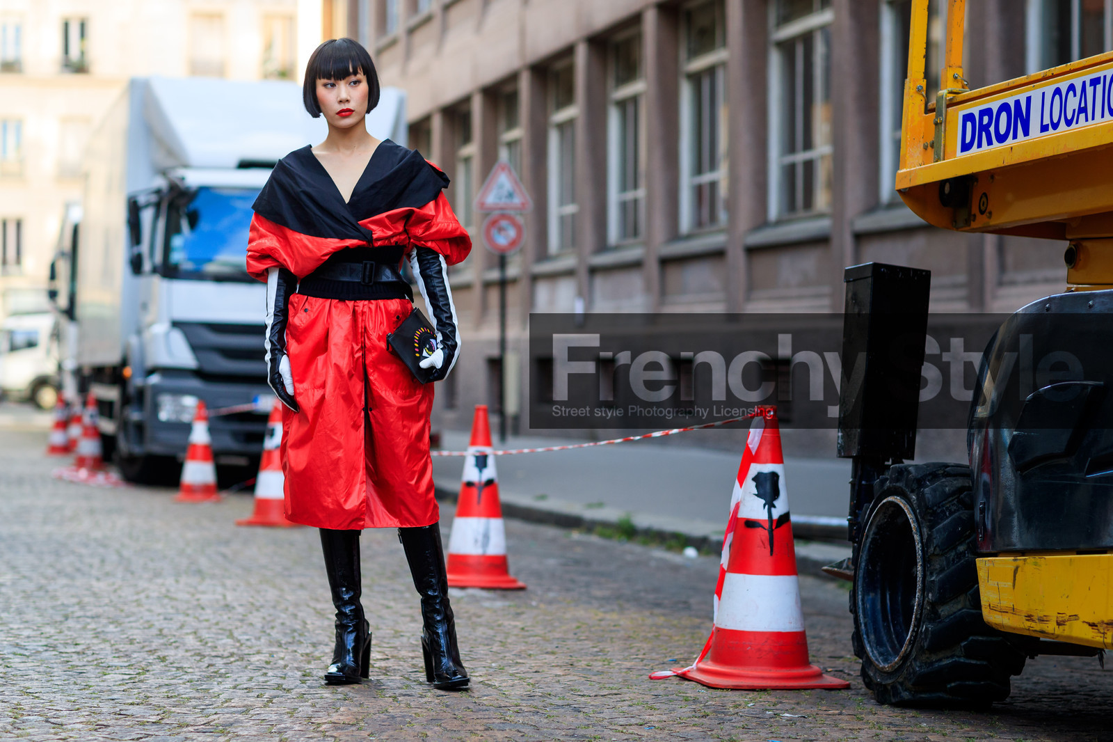 atmosphere details, black, black bag, black belt, black boots, fashion week, frenchystyle, full length, FW, graphic bag, graphic dress, high boots, high heels, horizontal, jonathan paciullo, leather bag, leather gloves, leather shoes, mademoiselle yulia, MENSWEAR, PARIS, PFW, printed bag, printed dress, red, red dress, SPRING SUMMER 2018, SS 18, street style, white