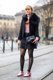 AUTUMN WINTER 2016-2017, AW 16-17, black bag, black fur, black jacket, black skirt, braids, FALL WINTER 2016-2017, fashion week, frenchystyle, full length, fur collar, FW, FW 16-17, glitter, gucci, jonathan paciullo, leather bag, leather shoes, LFW, LONDON, MENSWEAR, metallic heels, pink shoes, prada, shiny heels, shiny shoes, street style, vertical
