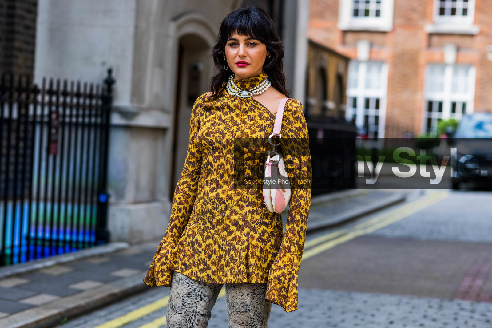 Maria Bernad, animal print, print, saddle, dior, necklace, vivienne westwood, yellow, fashion week, frenchystyle, FW, jonathan paciullo, street style, SPRING SUMMER 2022, SS 22, LFW, LONDON, horizontal, atmosphere details, detail