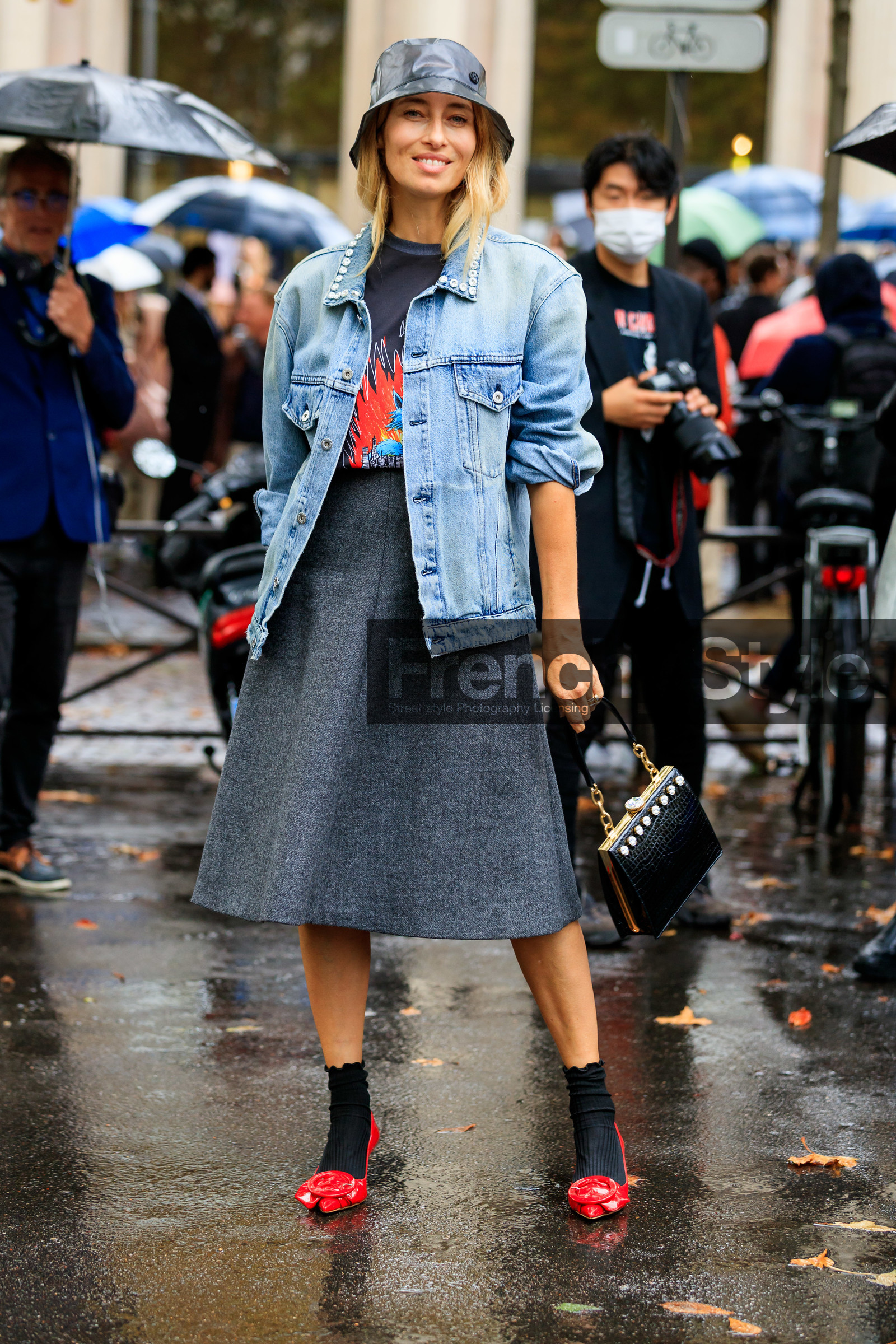 alexandra golovanoff, black hat, maison michel hat, light blue jacket, denim, denim jacket, strassed jacket, grey skirt, miu miu jacket, miu miu shoes, red shoes, sharp end shoes, vinyl shoes, kitten heels shoes, big buckle shoes, black socks, mid long skirt, grey t-shirt, printed t-shirt, black leather bag, animal skin bag, strassed bag, hand bag, PARIS, PFW, SPRING SUMMER 2020, SS 20, fashion week, frenchystyle, FW, jonathan paciullo, street style, vertical, full length