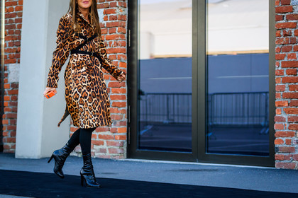 animal print, black shoes, brown coat, graphic jacket, high heels, leather shoes, leopard, printed jacket, fashion week, frenchystyle, FW, jonathan paciullo, street style, MFW, MILAN, AUTUMN WINTER 2018-2019, FALL WINTER 2018-2019, FW 18-19, horizontal, atmosphere details