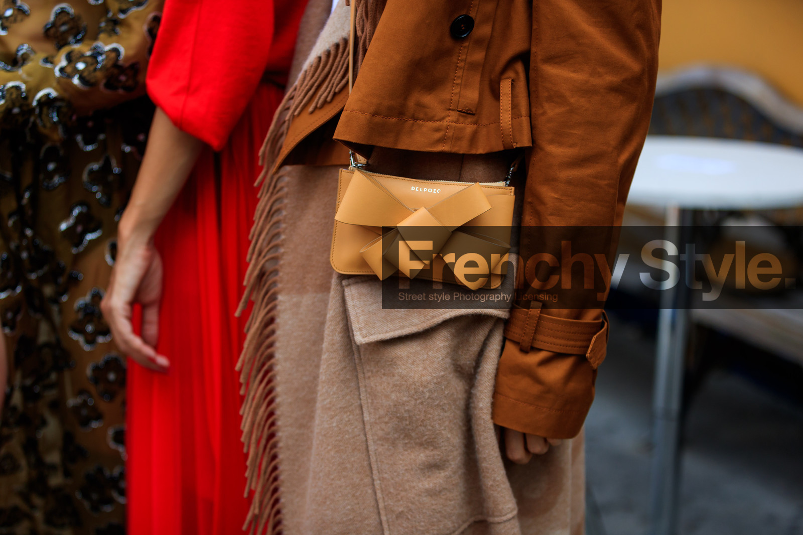 atmosphere details, beige bag, blue denim, bordeaux, brown dress, brown jacket, burgundy, denim pants, detail, eleonora carisi, embroidered dress, evangelie smyrniotaki, fashion week, frenchystyle, FW, graphic dress, horizontal, jeans, jonathan paciullo, leather bag, linda tol, loewe, NEW YORK, NYFW, pleated dress, poncho, printed dress, red bag, red dress, silver shoes, SPRING SUMMER 2018, SS 18, street style, trousers