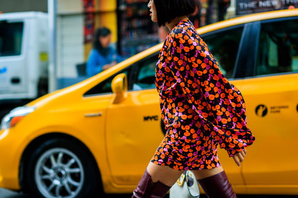 atmosphere details, bordeaux, burgundy, danse lente, detail, fashion week, frenchystyle, FW, graphic bag, graphic dress, high boots, horizontal, jonathan paciullo, leather bag, leather shoes, NEW YORK, NYFW, printed dress, red boots, red dress, SPRING SUMMER 2018, SS 18, street style, Tiffany Hsu, white bag