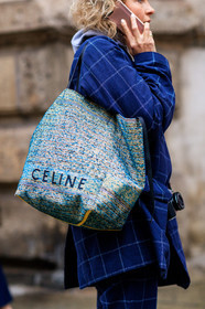 blue bag, blue jacket, checked, céline, graphic bag, graphic jacket, leather bag, plaid, printed bag, printed jacket, fashion week, frenchystyle, FW, jonathan paciullo, street style, MFW, MILAN, AUTUMN WINTER 2018-2019, FALL WINTER 2018-2019, FW 18-19, vertical, detail, atmosphere details