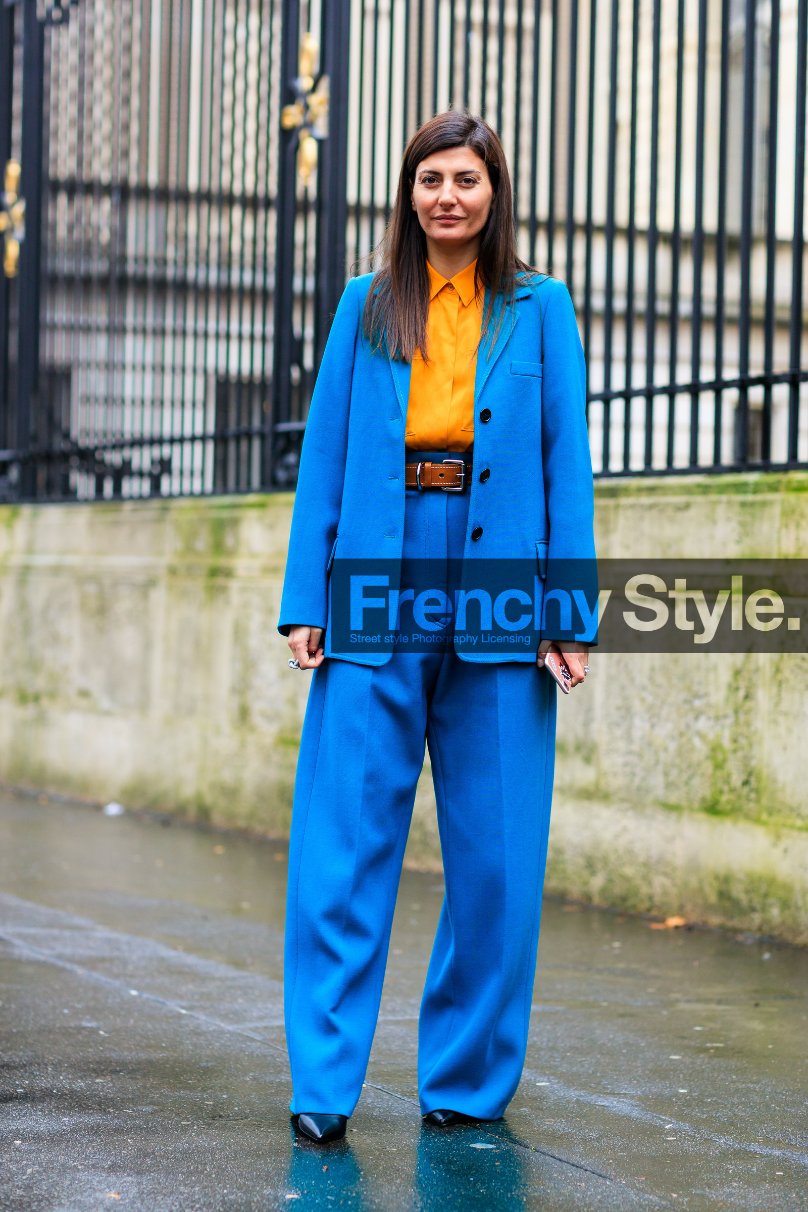 AUTUMN WINTER 2017-2018, AW 17-18, blazer, blue jacket, blue pants, blue suit, brown belt, FALL WINTER 2017-2018, fashion week, frenchystyle, full length, FW, FW 17-18, giovanna battaglia, high waist, jonathan paciullo, leather shoes, PARIS, PFW, street style, trousers, vertical, yellow shirt