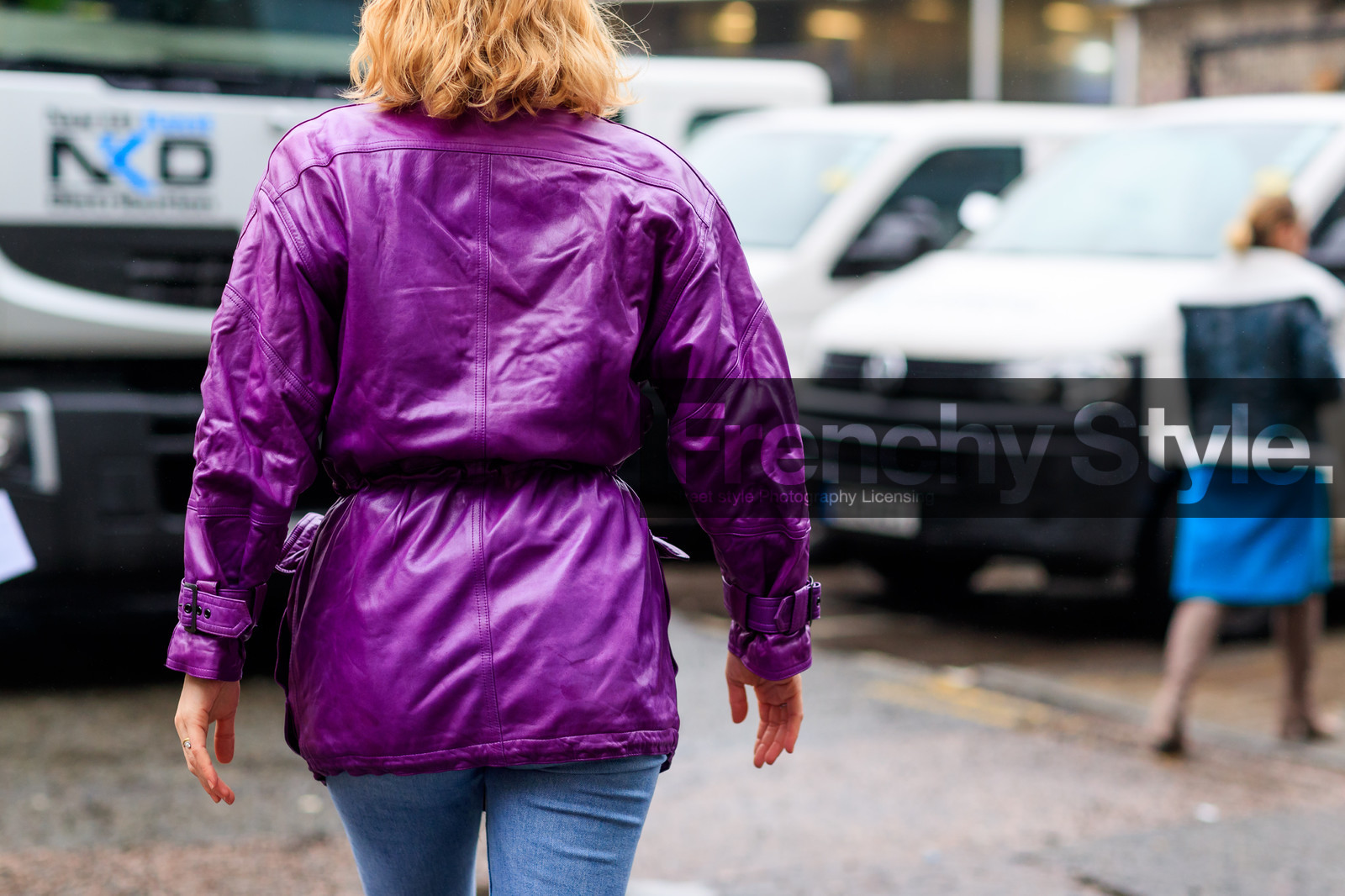 blue denim, denim pants, jeans, leather jacket, purple jacket, trousers, street style, jonathan paciullo, FW, frenchystyle, fashion week, LFW, LONDON, AUTUMN WINTER 2018-2019, AW 18-19, FALL WINTER 2018-2019, FW 18-19, horizontal, atmosphere details, detail