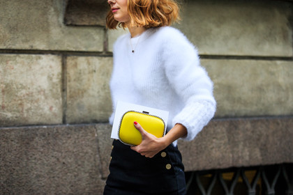 atmosphere details, AUTUMN WINTER 2016-2017, AW 16-17, black skirt, candela novembre, detail, FALL WINTER 2016-2017, fashion week, frenchystyle, FW, FW 16-17, high waist, horizontal, jonathan paciullo, leather clutch, LFW, LONDON, MENSWEAR, mini bag, street style, white sweater, yellow bag
