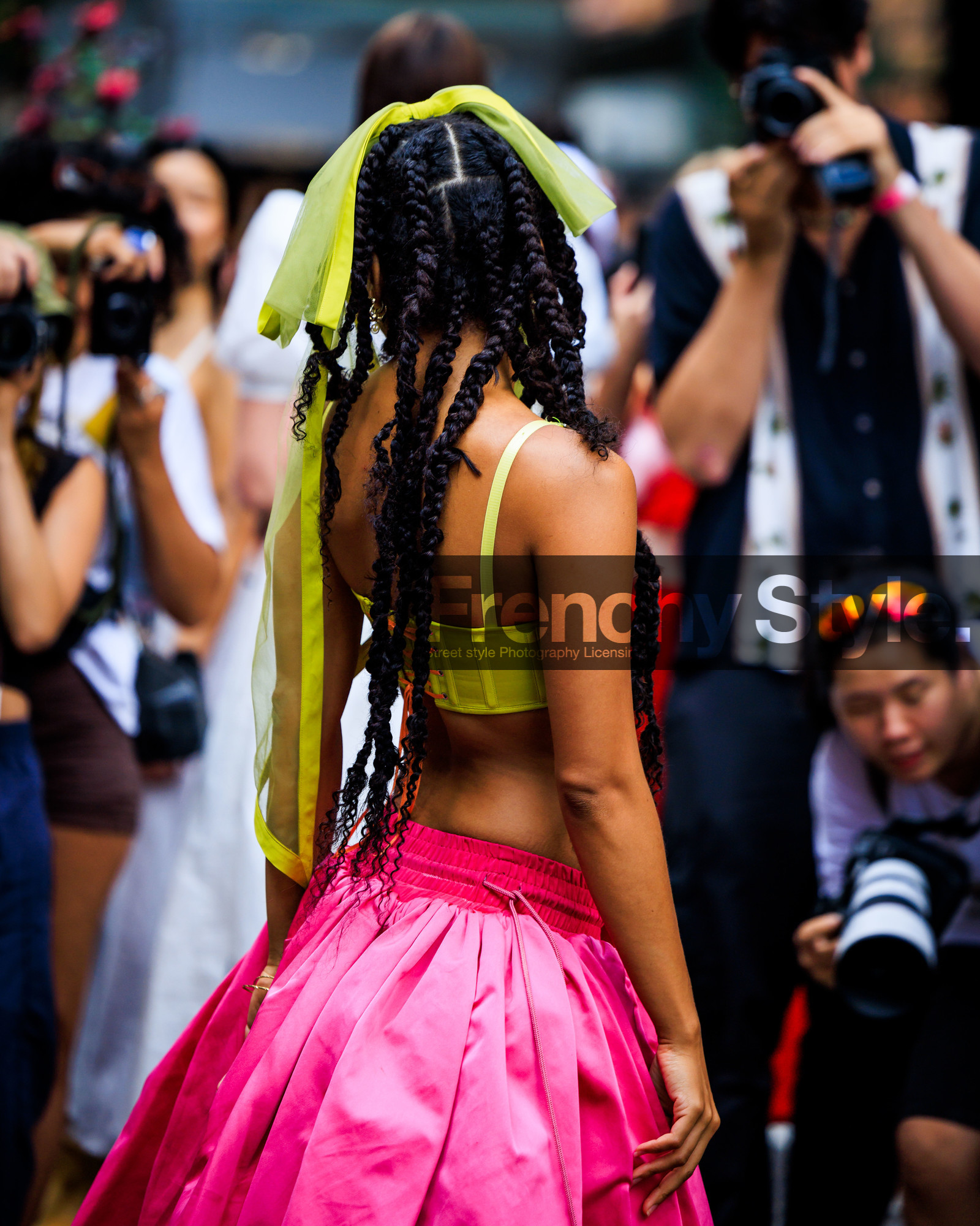 jonathan paciullo, FW, frenchystyle, fashion week, street style, vertical, detail, atmosphere details, NEW YORK, NYFW, SPRING SUMMER 2024, SS 24