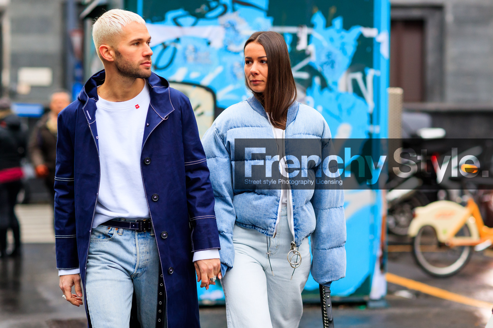black belt, blue coat, blue denim, blue jacket, denim jacket, denim pants, down jacket, dyed hair, jeans, trousers, white t shirt, fashion week, frenchystyle, FW, jonathan paciullo, street style, MFW, MILAN, AUTUMN WINTER 2018-2019, FALL WINTER 2018-2019, FW 18-19, horizontal, atmosphere details, alice & j.s