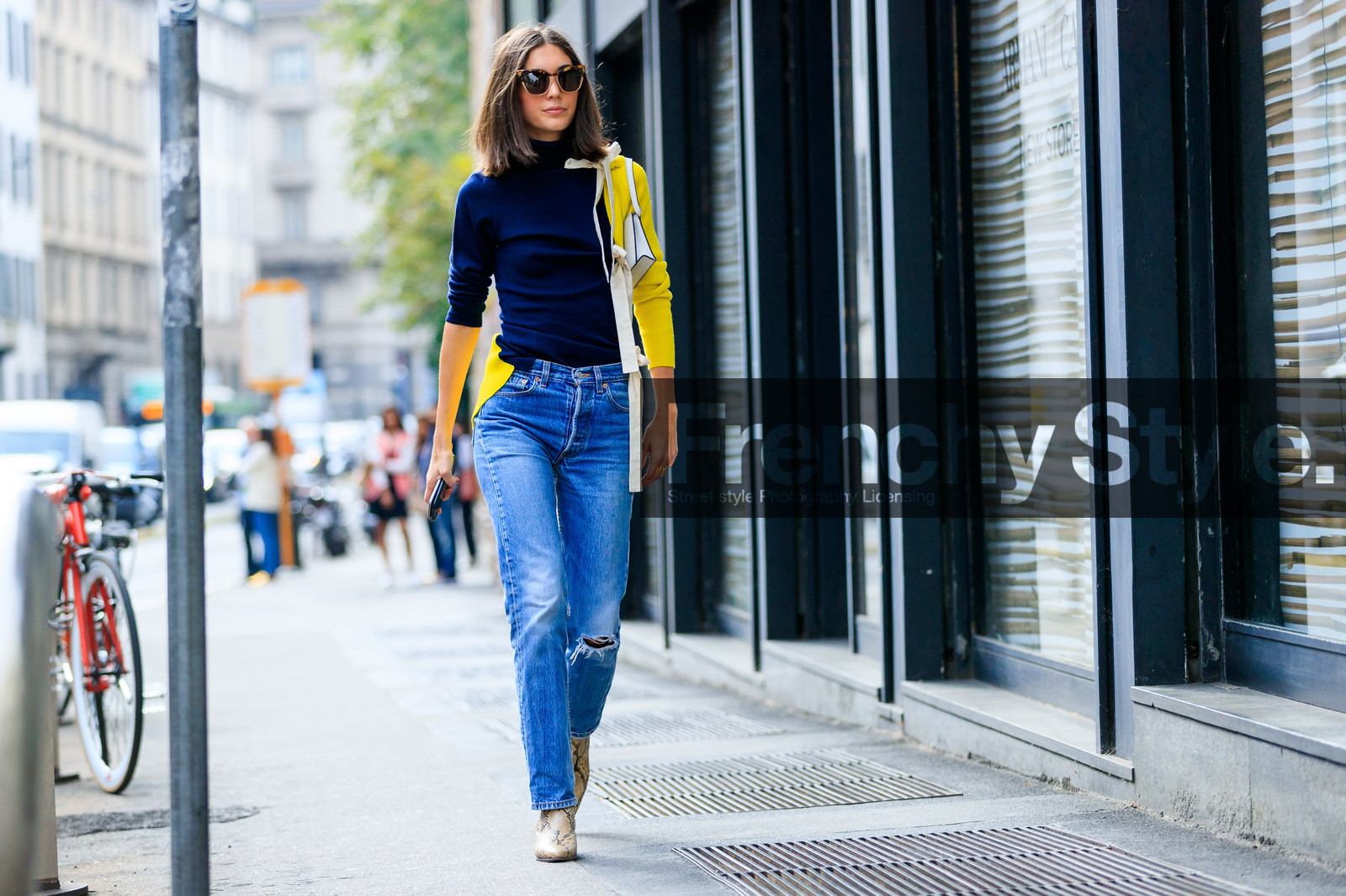 animal print, atmosphere details, beige boots, blue denim, bow, denim pants, diletta bonaiuti, fashion week, frenchystyle, full length, FW, horizontal, jeans, jonathan paciullo, leather bag, leather shoes, MFW, MILAN, navy sweater, snake print, SPRING SUMMER 2017, SS 17, street style, sunglasses, trousers, yellow sweater