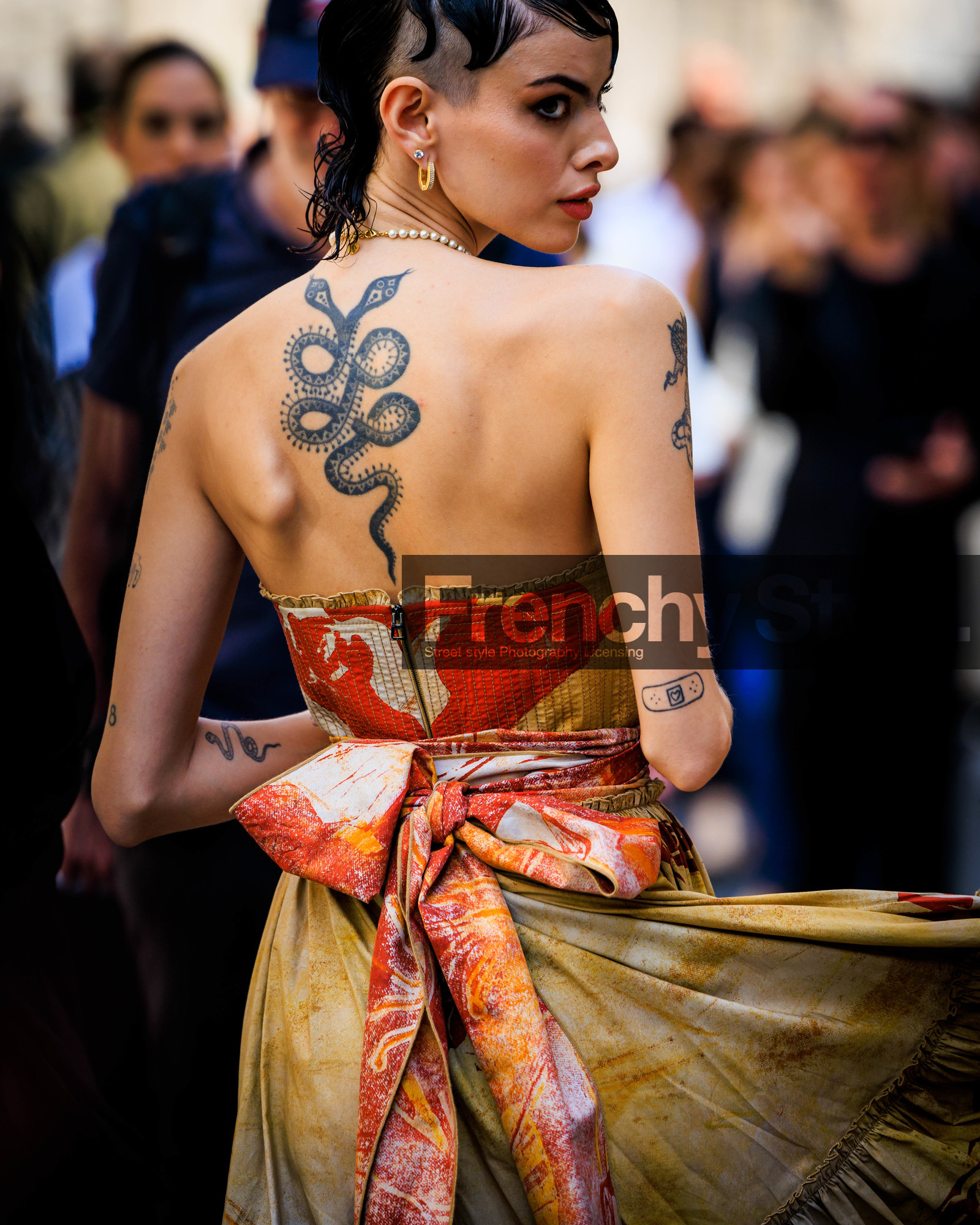 fashion week, frenchystyle, FW, jonathan paciullo, street style, PFW, PARIS, FW 23-24, FALL WINTER 2023-2024, AUTUMN WINTER 2023-2024, HAUTE COUTURE, vertical, atmosphere details, detail