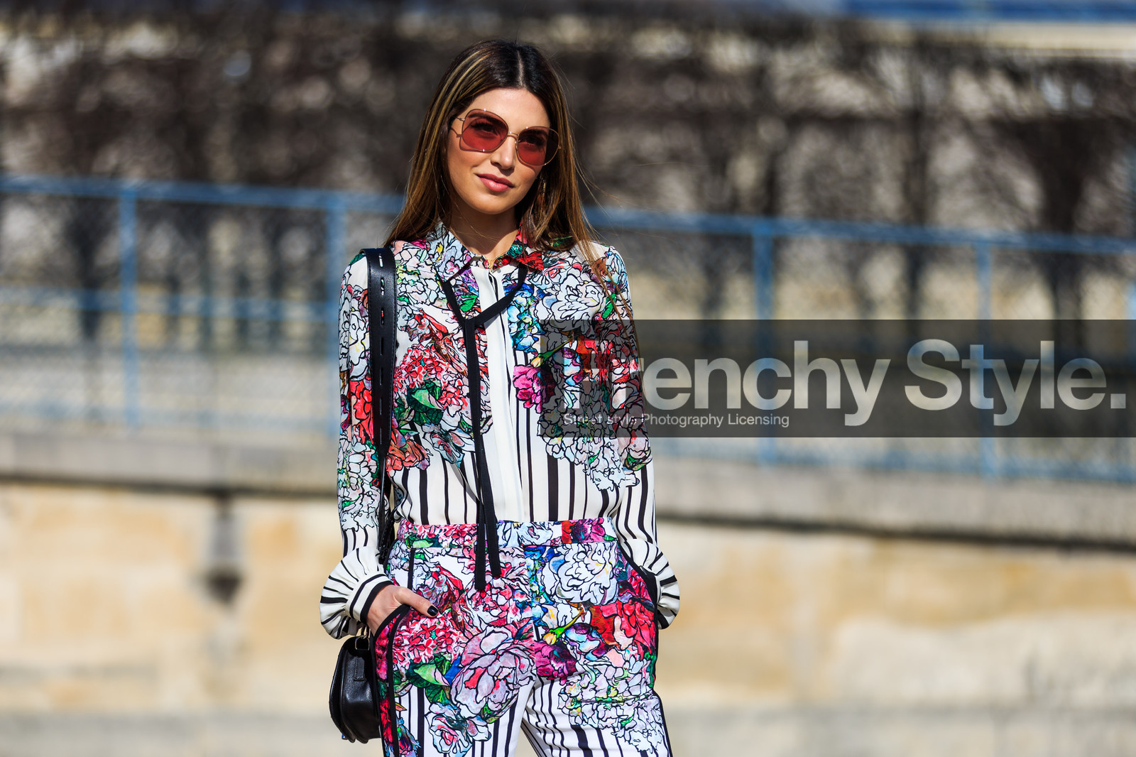 atmosphere details, AUTUMN WINTER 2016-2017, AW 16-17, detail, FALL WINTER 2016-2017, fashion week, floral, flower, frenchystyle, FW, FW 16-17, graphic pants, horizontal, jonathan paciullo, negin mirsalehi, PARIS, PFW, printed pants, printed shirt, street style, stripes, sunglasses, trousers