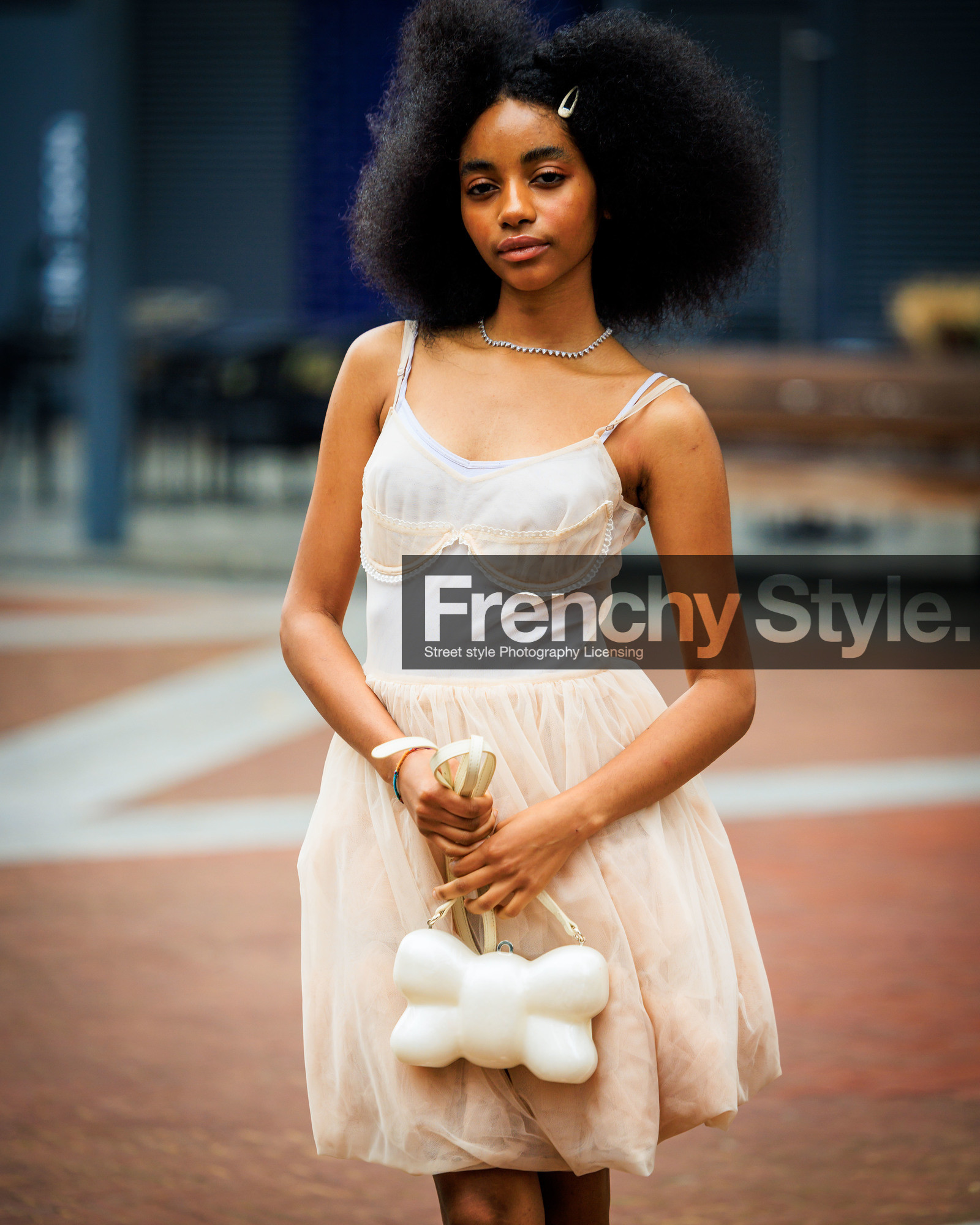 fashion week, frenchystyle, FW, jonathan paciullo, street style, LFW, LONDON, atmosphere details, detail, SPRING SUMMER 2024, SS 24