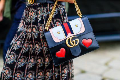 atmosphere details, detail, fashion week, frenchystyle, FW, graphic bag, gucci, horizontal, jonathan paciullo, leather bag, MFW, MILAN, printed bag, printed skirt, SPRING SUMMER 2017, SS 17, stars, street style