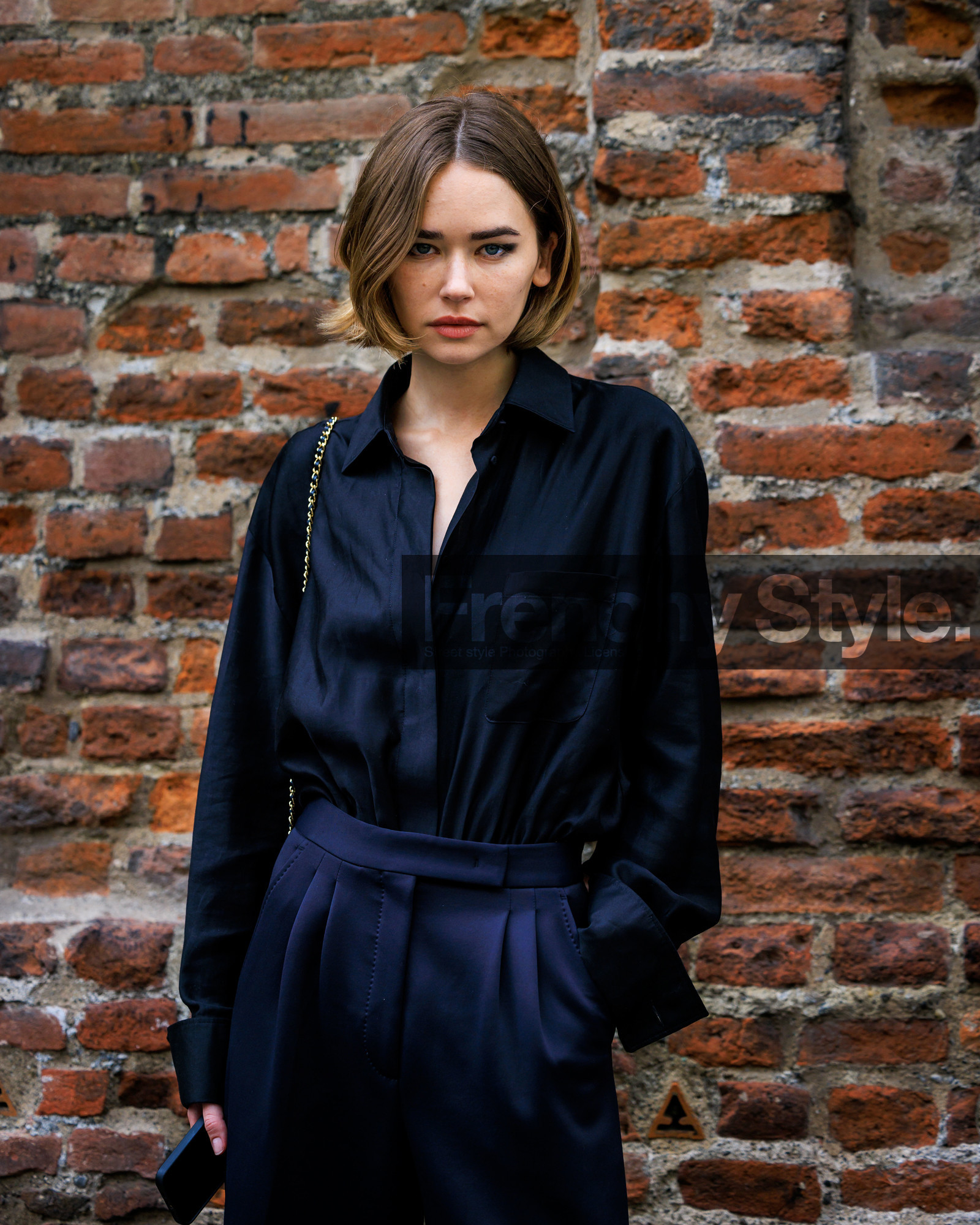 fashion week, frenchystyle, street style, jonathan paciullo, FW, MFW, MILAN, SPRING SUMMER 2024, SS 24, vertical, atmosphere details, detail