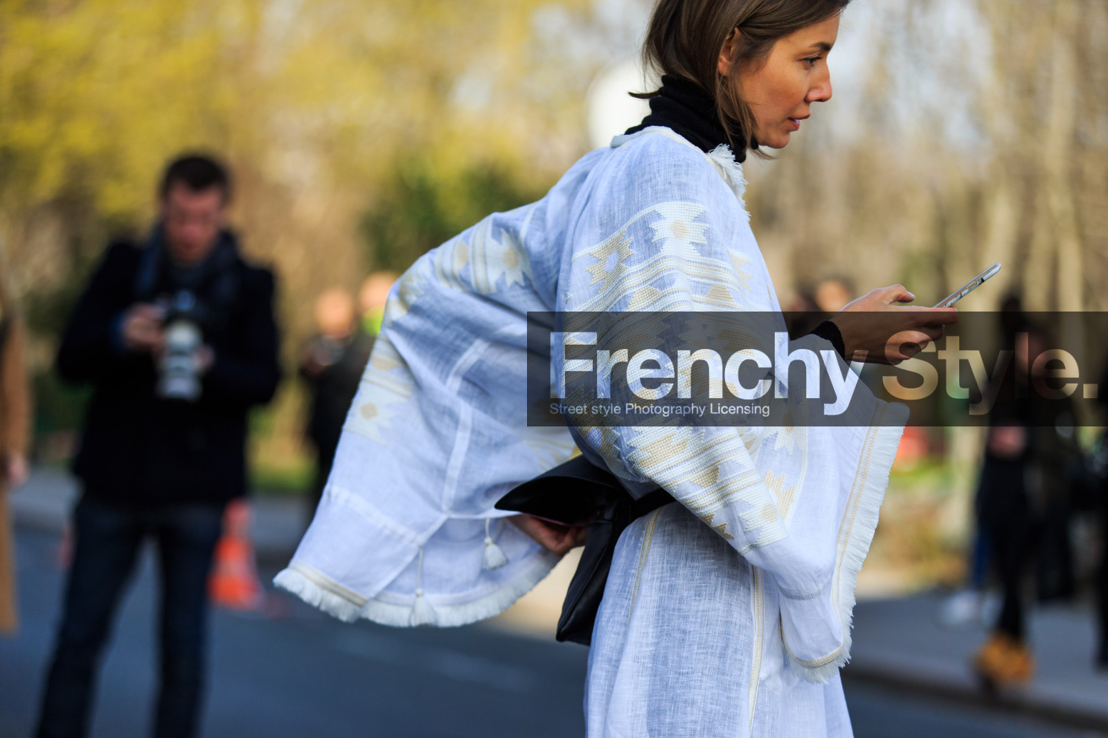 atmosphere details, AUTUMN WINTER 2016-2017, AW 16-17, black belt, black turtleneck, detail, embroidered dress, FALL WINTER 2016-2017, fashion week, frenchystyle, FW, FW 16-17, horizontal, jonathan paciullo, julie pelipas, leather belt, oversize, PARIS, PFW, street style, white dress
