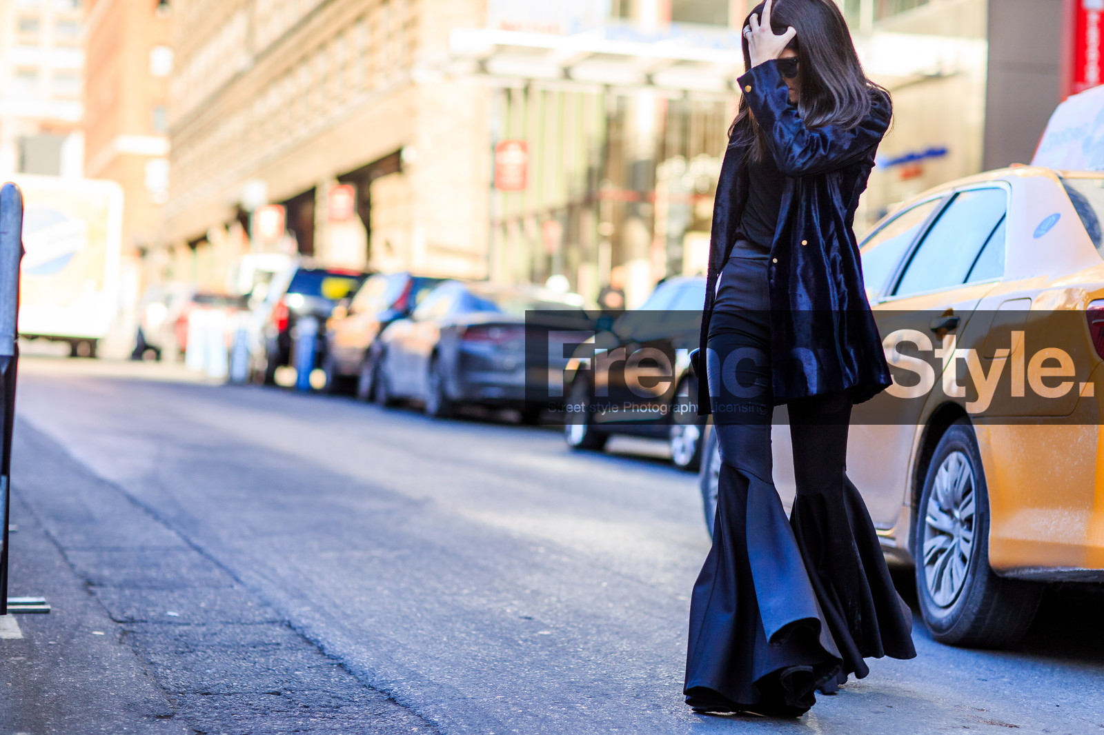 atmosphere details, AUTUMN WINTER 2016-2017, AW 16-17, black pants, blazer, blue jacket, FALL WINTER 2016-2017, fashion week, frenchystyle, full length, FW, FW 16-17, horizontal, jonathan paciullo, Lainy Hedaya, NEW YORK, NYFW, street style, sunglasses, trousers, wide pants, woman