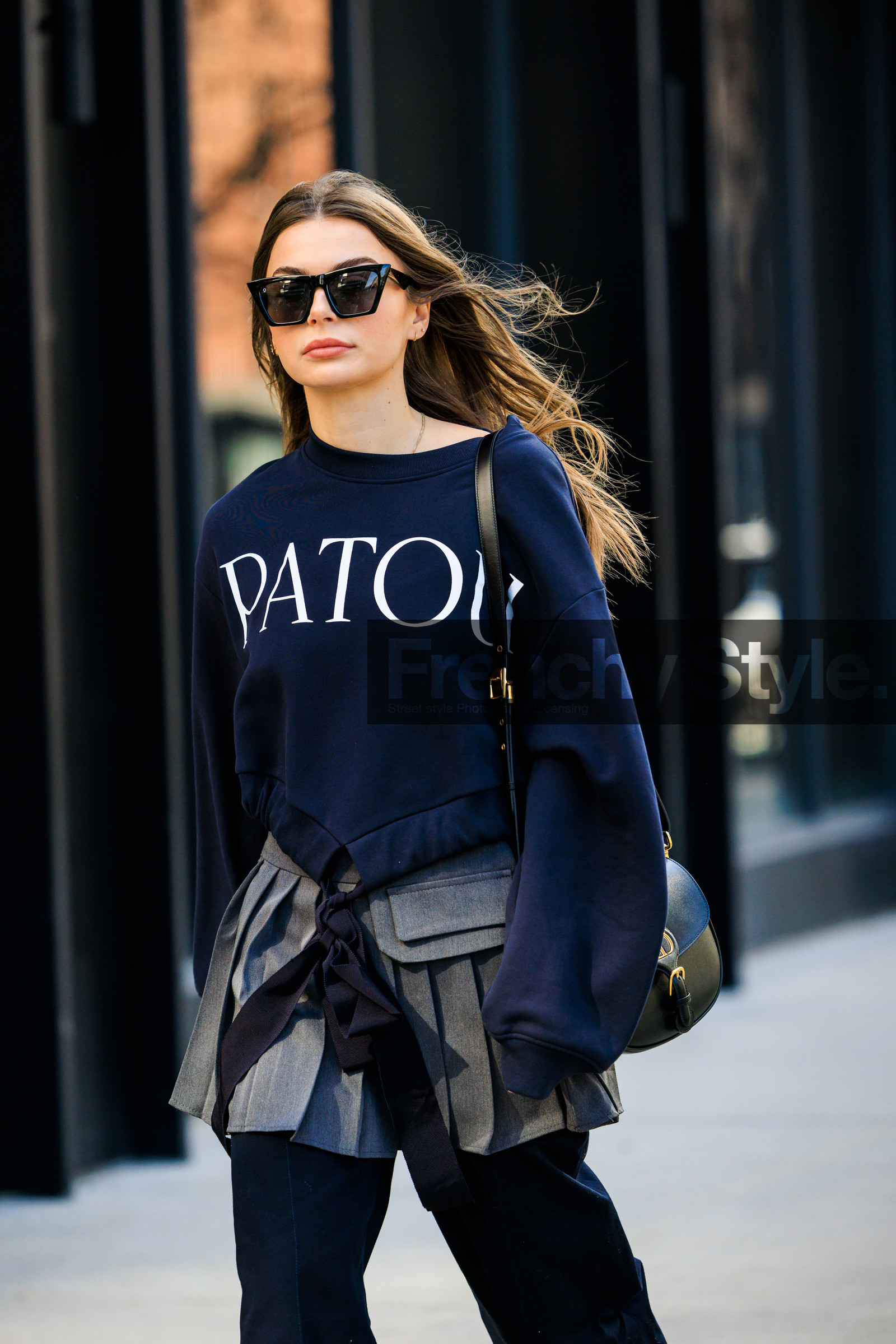 patou black sweatshirt, black cat eye sunglasses, silver pleated skirt, school girl skirt, oversiwed black pants, Allegra shaw, fashion week, frenchystyle, FW, jonathan paciullo, street style, NYFW, NEW YORK, AUTUMN WINTER 2022-2023, FALL WINTER 2022_2023, FW 22-23, vertical, atmosphere details