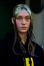 model, glitter face, glitter hair, make up, make up details, hair details, black jacket, black hoodie, moncler hoodie, printed hoodie, close up detail, strassed make up, fashion week, frenchystyle, FW, jonathan paciullo, street style, MFW, MILAN, AUTUMN WINTER 2020-2021, FALL WINTER 2020-2021, FW 20-21, vertical, atmosphere details, detail, portrait