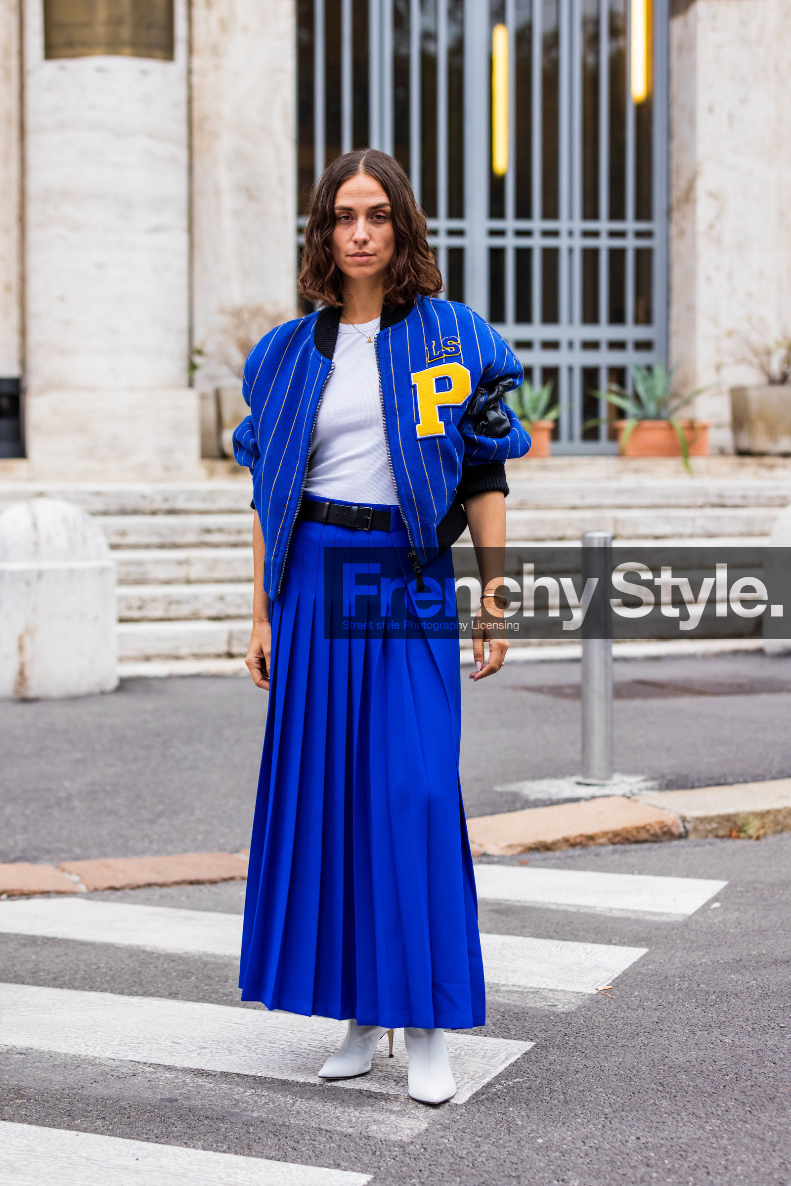 belt, black belt, blue bomber, blue skirt, bomber, color, electric blue, Erika Boldrin, fluo color, long skirt, philosophy look, pleated skirt, skirt, striped bomber, stripes, white boots, boots, leather boots, white t-shirt, fashion week, frenchystyle, FW, jonathan paciullo, street style, SPRING SUMMER 2022, SS 22, MFW, MILAN, vertical, full length