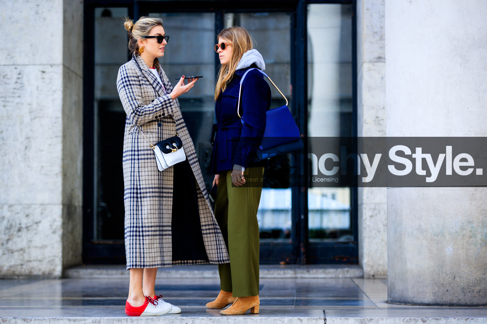 atmosphere details, AUTUMN WINTER 2017-2018, avery blanchard, AW 17-18, beige coat, black and white bag, blue bag, camel boots, camille charriere, checked coat, FALL WINTER 2017-2018, fashion week, frenchystyle, full length, FW, FW 17-18, graphic coat, green pants, grey sweater, high heels, hoodie, horizontal, jonathan paciullo, jw anderson, leather bag, leather shoes, monica ainley, navy jacket, PARIS, PFW, plaid, red sneakers, street style, suede shoes, sunglasses, tartan, trousers, white sneakers