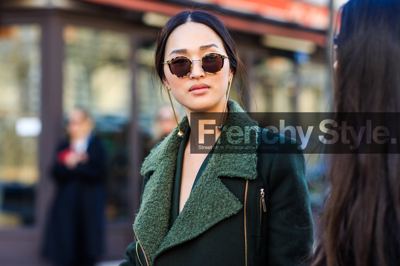 atmosphere details, AUTUMN WINTER 2016-2017, AW 16-17, detail, earrings, FALL WINTER 2016-2017, fashion week, frenchystyle, FW, FW 16-17, green jacket, horizontal, jonathan paciullo, nicole warne, PARIS, PFW, portrait, street style, sunglasses