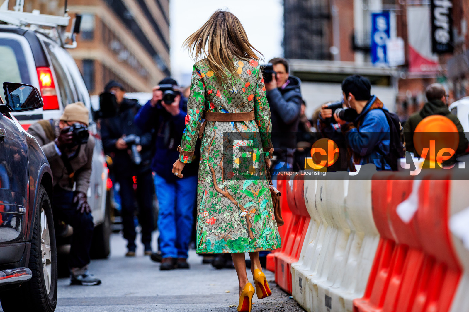 atmosphere details, AUTUMN WINTER 2016-2017, AW 16-17, brown bag, embroidered coat, erica pelosini, fashion week, floral, flower, frenchystyle, full length, FW, FW 16-17, green coat, gucci, high heels, horizontal, jonathan paciullo, leather bag, leather coat, NEW YORK, NYFW, printed coat, street style, suede, woman, yellow heels