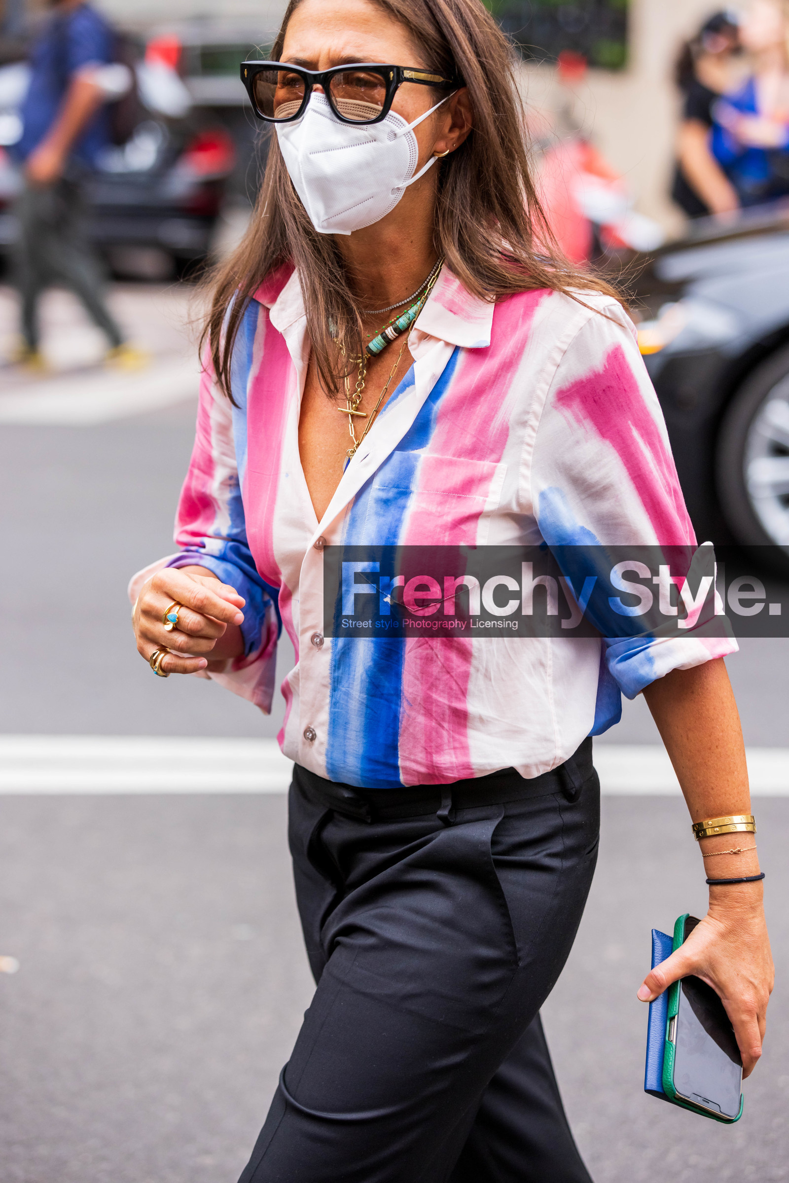 black pants, black sunglasses, blue shirt, facial mask, gold bracelet, jewelry, necklace, pants, pink shirt, print, printed shirt, rings, shirt, sunglasses, fashion week, frenchystyle, FW, jonathan paciullo, street style, SPRING SUMMER 2022, SS 22, MFW, MILAN, vertical, atmosphere details