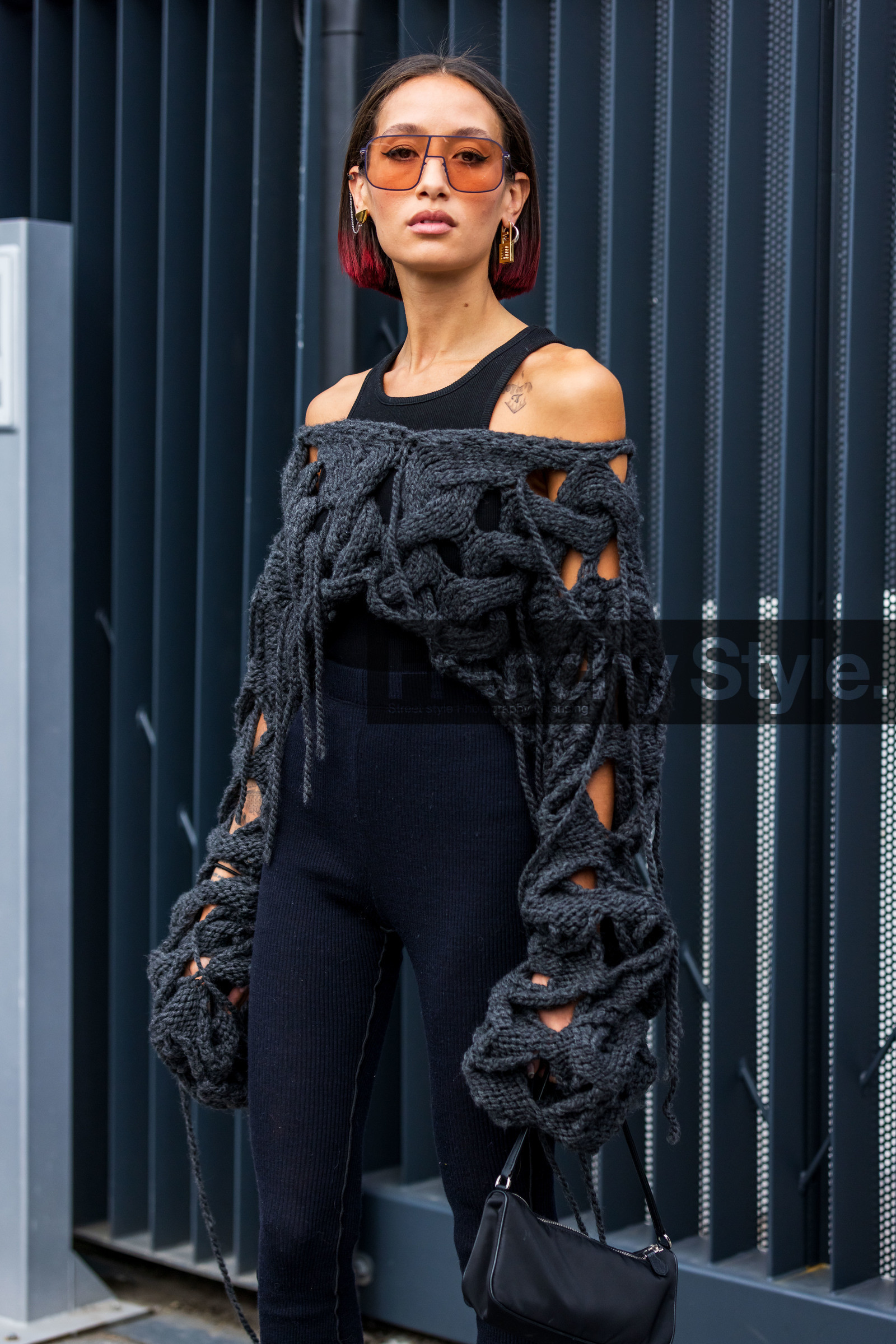 Alexandra Guerain, aviator, black bag, black legging, black top, grey knit, knitwear, leather bag, ribbed legging, ribbed top, sunglasses, transparent sunglasses, fashion week, frenchystyle, FW, jonathan paciullo, street style, SPRING SUMMER 2022, SS 22, MFW, MILAN, vertical, atmosphere details