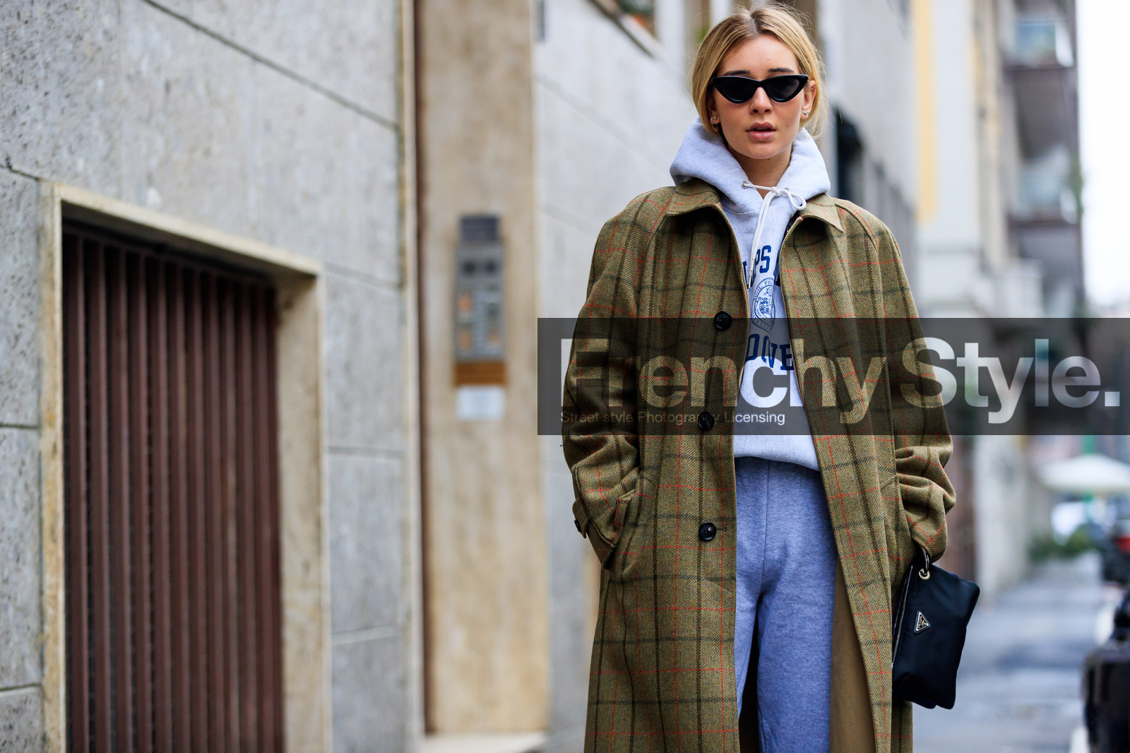 black bag, checked, graphic jacket, green coat, grey pants, grey sweater, hoodie, leather bag, plaid, prada, printed jacket, printed sweater, sunglasses, sweatpants, trousers, fashion week, frenchystyle, FW, jonathan paciullo, street style, MFW, MILAN, AUTUMN WINTER 2018-2019, FALL WINTER 2018-2019, FW 18-19, horizontal, atmosphere details, chiara capitani