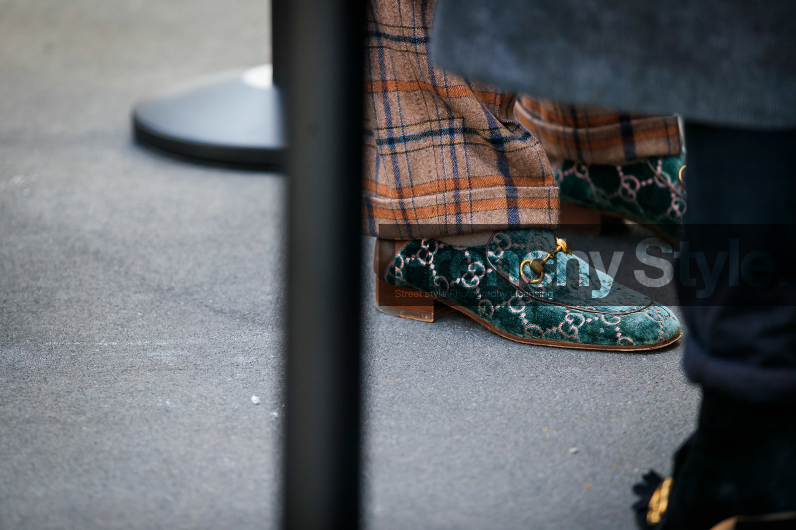checked, graphic pants, green shoes, gucci, leather shoes, loafers, plaid, printed pants, trousers, velvet, fashion week, frenchystyle, FW, jonathan paciullo, street style, MFW, MILAN, AUTUMN WINTER 2019-2020, AW 19-20, FALL WINTER 2019-2020, FW 19-20, atmosphere details, detail, horizontal