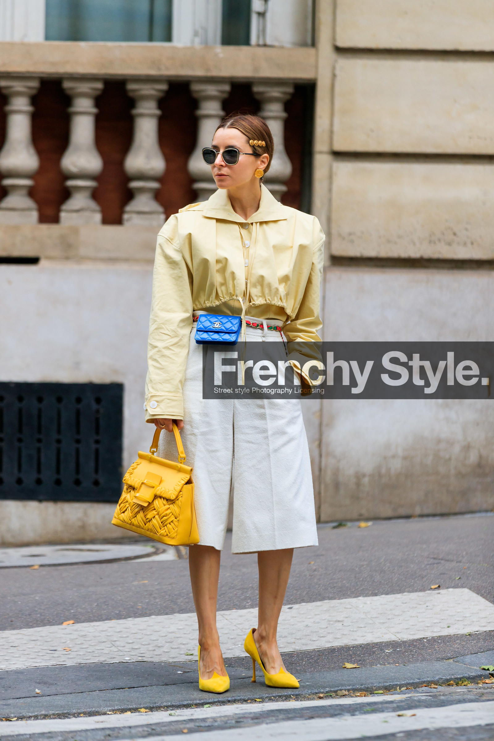 white bermuda shorts, light yellow blouse, light yellow shirt, light yellow top, yellow bag, yellow blouse, yellow shirt, yellow leather bag, hand bag, plaited bag, roger vivier bag, blue leather bag, blue leather belt, quilted bag, quilted belt, mini bag, belt bag, chain belt, golden earrings, golden hair clip, chanel bag, chanel belt, chanel earrings, chanel hair clip, yellow pumps, suede pumps, sharp end shoes, tweed bermuda shorts, golden frame sunglasses, chanel sunglasses, chanel bermuda shorts, julia comil, fashion week, frenchystyle, FW, jonathan paciullo, street style, PFW, PARIS, AUTUMN WINTER 2021-2022, FALL WINTER 2021-2022, FW 21-22, vertical, full length