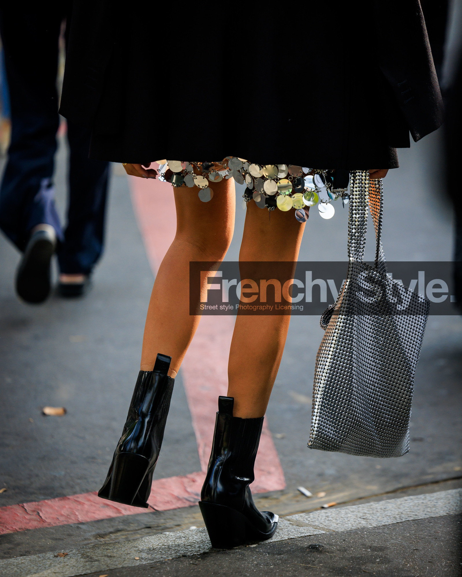 fashion week, frenchystyle, FW, jonathan paciullo, street style, PARIS, PFW, SPRING SUMMER 2024, SS 24, vertical, atmosphere details, detail