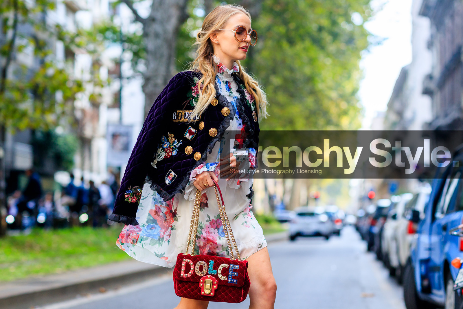 atmosphere details, black jacket, detail, dolce & gabbana, embroidered jacket, fashion week, floral, flowers, frenchystyle, FW, graphic bag, graphic dress, graphic jacket, horizontal, jonathan paciullo, leather bag, MFW, MILAN, over the shoulder, printed bag, printed dress, printed jacket, red bag, ruffles, SPRING SUMMER 2018, SS 18, street style, sunglasses, velvet, white dress