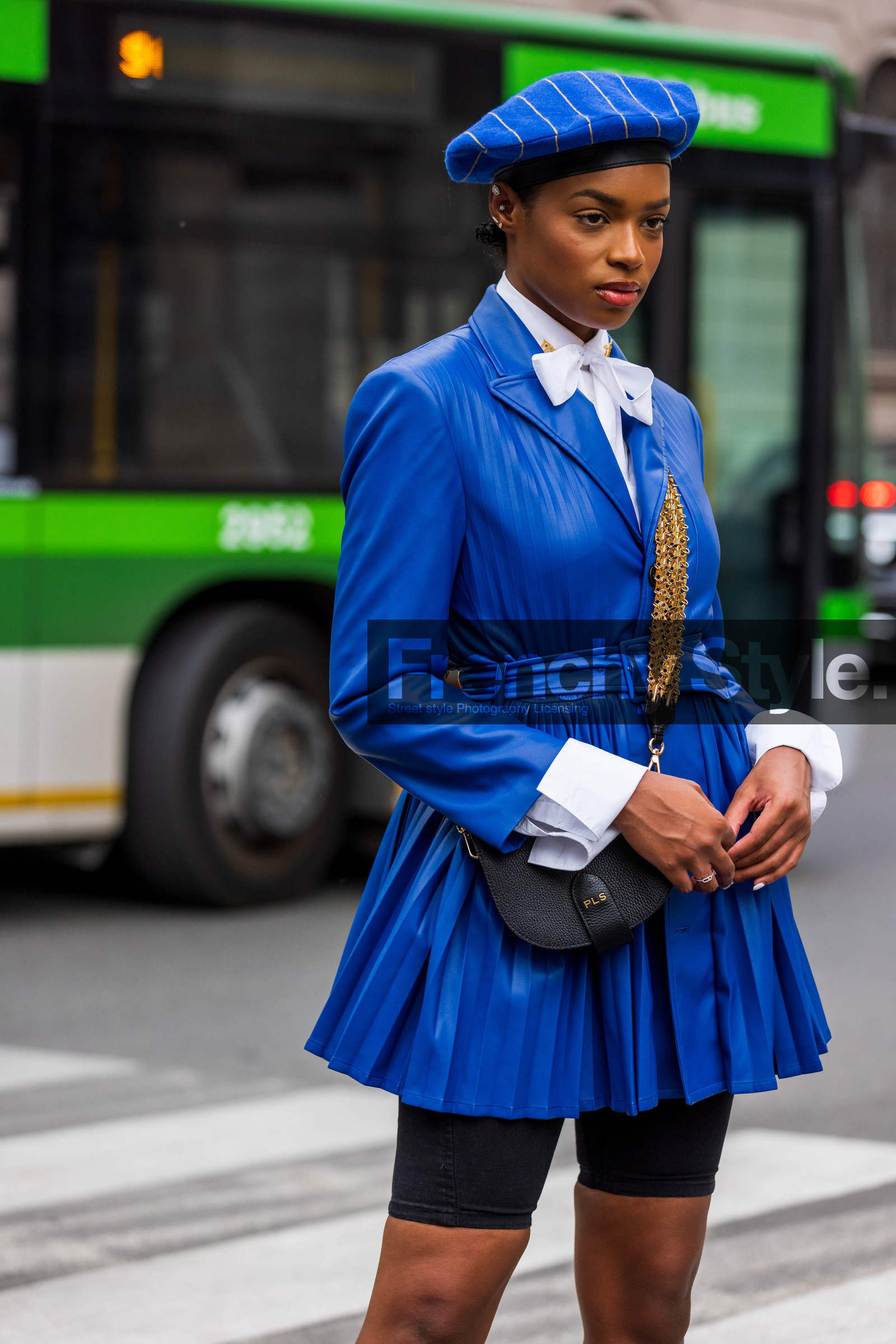 bag, belted dress, beret, biker short, black bag, black short, blue dress, bow shirt, color, crossbody bag, Didi Stone, dress, electric blue, leather bag, mini dress, philosophy look, pleated dress, shirt, small bag, striped beret, stripes, white shirt, wool beret, fashion week, frenchystyle, FW, jonathan paciullo, street style, SPRING SUMMER 2022, SS 22, MFW, MILAN, vertical, atmosphere details