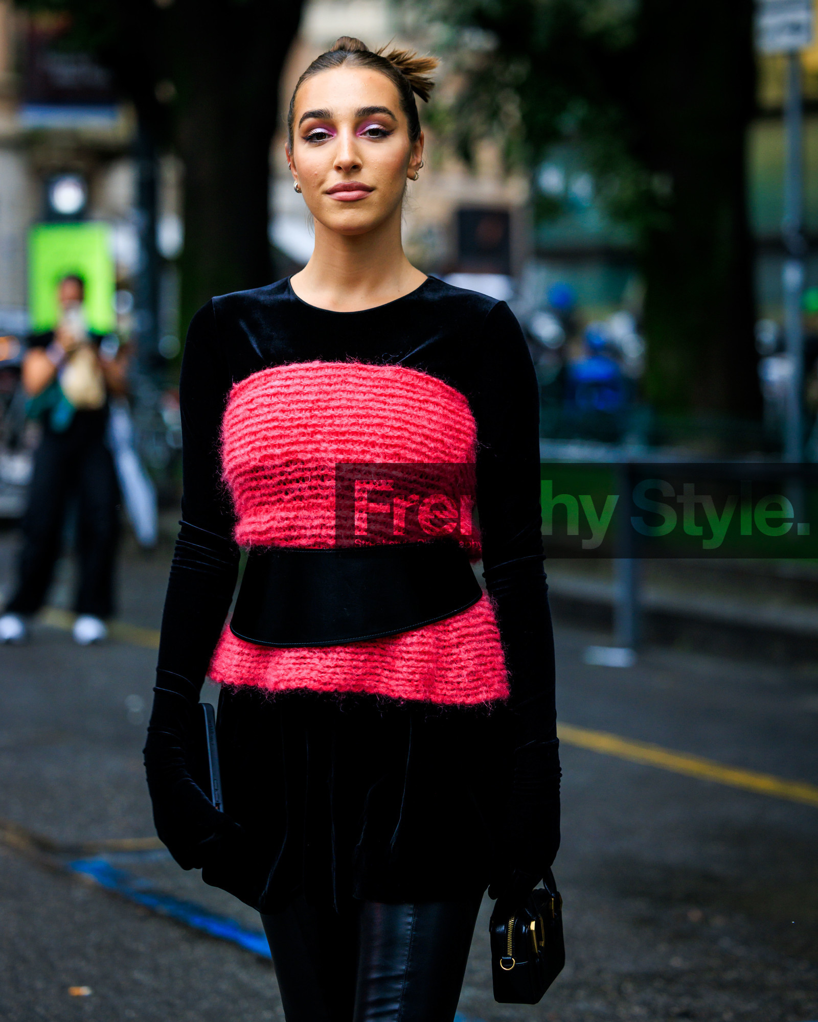 street style, jonathan paciullo, FW, fashion week, frenchystyle, MFW, MILAN, SPRING SUMMER 2024, SS 24, vertical, atmosphere details, detail