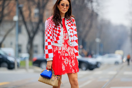 atmosphere details, AUTUMN WINTER 2017-2018, AW 17-18, beige bag, blue bag, checked sweater, detail, FALL WINTER 2017-2018, fashion week, fendi, floral, flower, frenchystyle, FW, FW 17-18, geometric, graphic dress, graphic sweater, horizontal, jonathan paciullo, leather bag, MFW, MILAN, mini bag, printed dress, printed sweater, red cardigan, red dress, street style, sunglasses, tamara kalinic