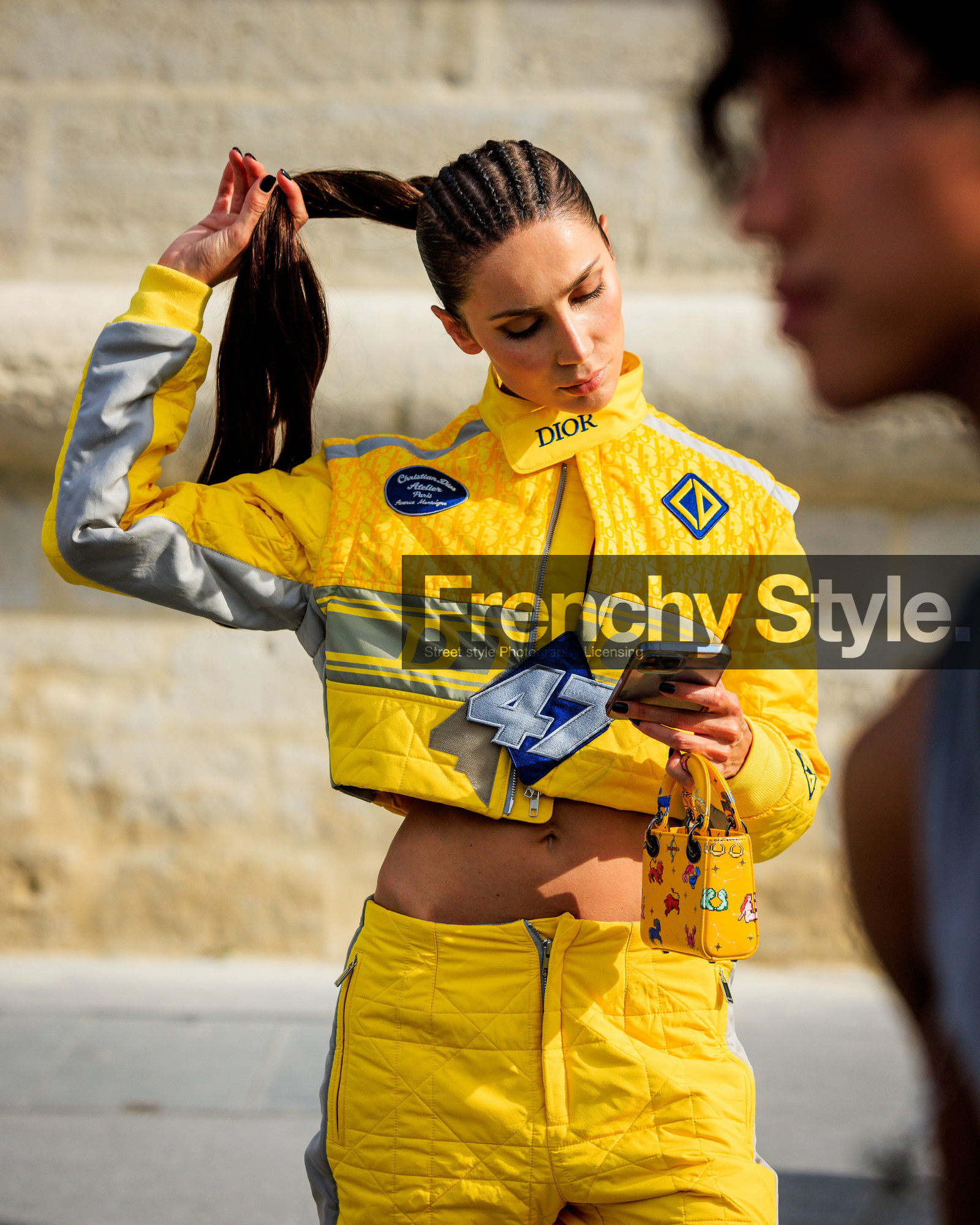 fashion week, frenchystyle, FW, jonathan paciullo, street style, PFW, PARIS, SPRING SUMMER 2024, SS 24, vertical, atmosphere details, detail