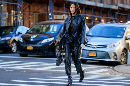 dra guerr, alexandra guerain, wedge shoes, wedge boots, black polish boots, black leather jacket, black leather pants, black top, sheer top, nike top, belted pants, carrot pants, cropped jacket, high waist pants, dior bag, monogrammed bag, dior saddle bag, black total look, leather total look, fashion week, frenchystyle, FW, jonathan paciullo, street style, AUTUMN WINTER 2020-2021, FALL WINTER 2020-2021, FW 20-21, horizontal, atmosphere details, full length, NYFW, NEW YORK